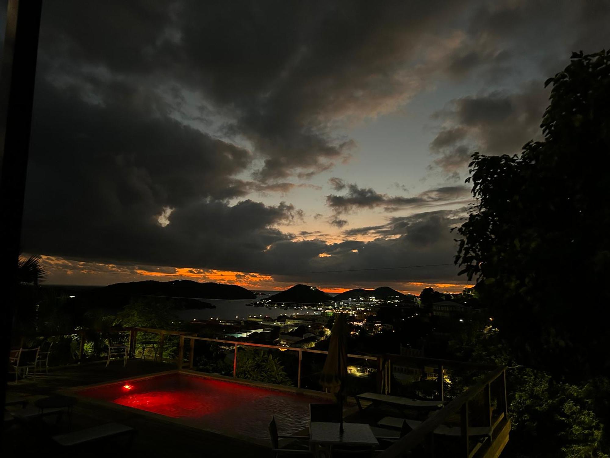 The Green Iguana Hotel Charlotte Amalie Kültér fotó